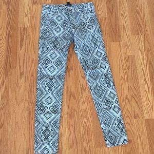 Patterned black and white H&M pants